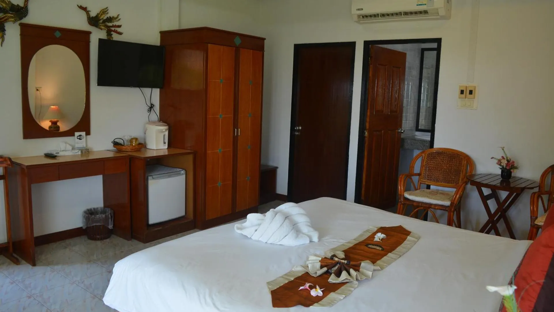 Lanta Il Mare Beach Resort Ko Lanta Thailand
